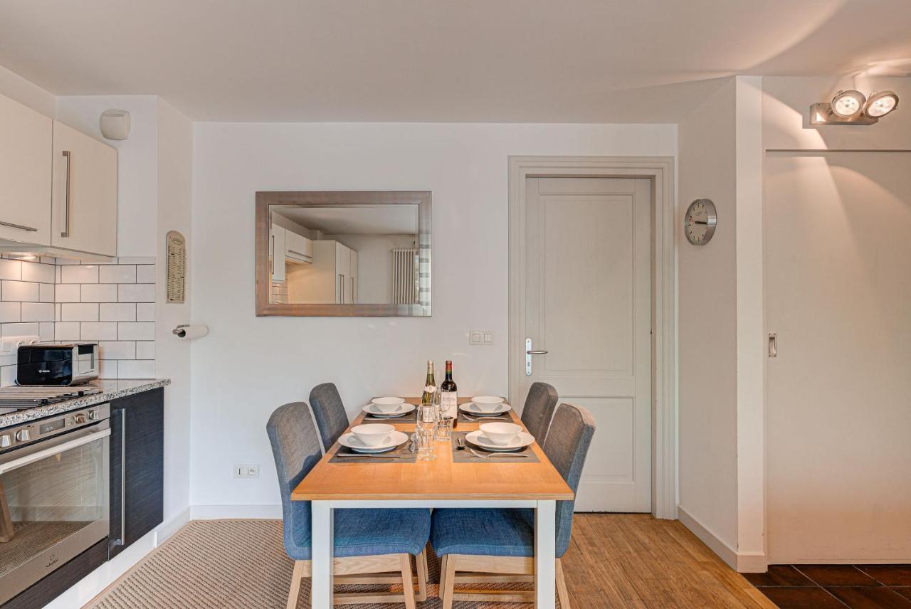 Apartment Cosmiques - Alpes Travel - Central Chamonix - Sleeps 4 Luaran gambar