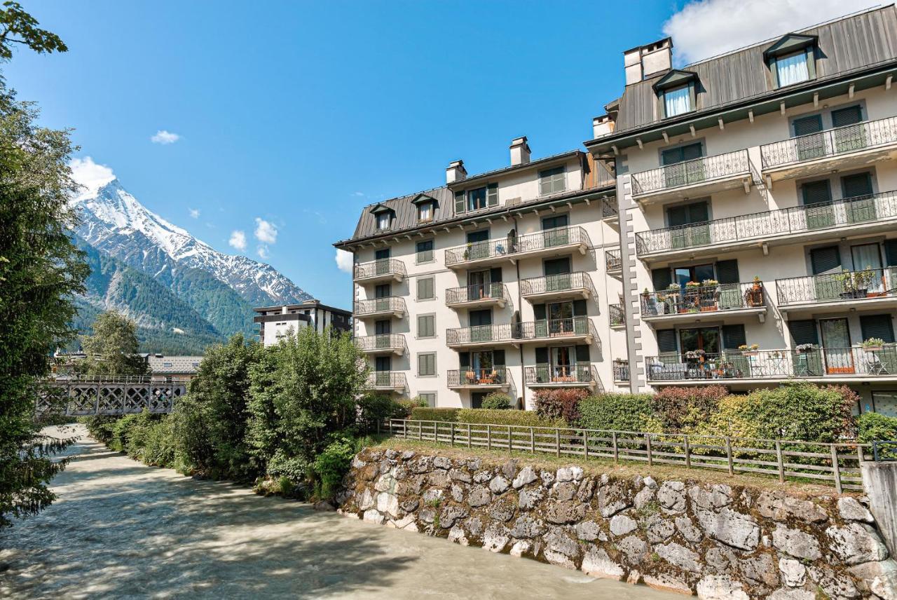 Apartment Cosmiques - Alpes Travel - Central Chamonix - Sleeps 4 Luaran gambar
