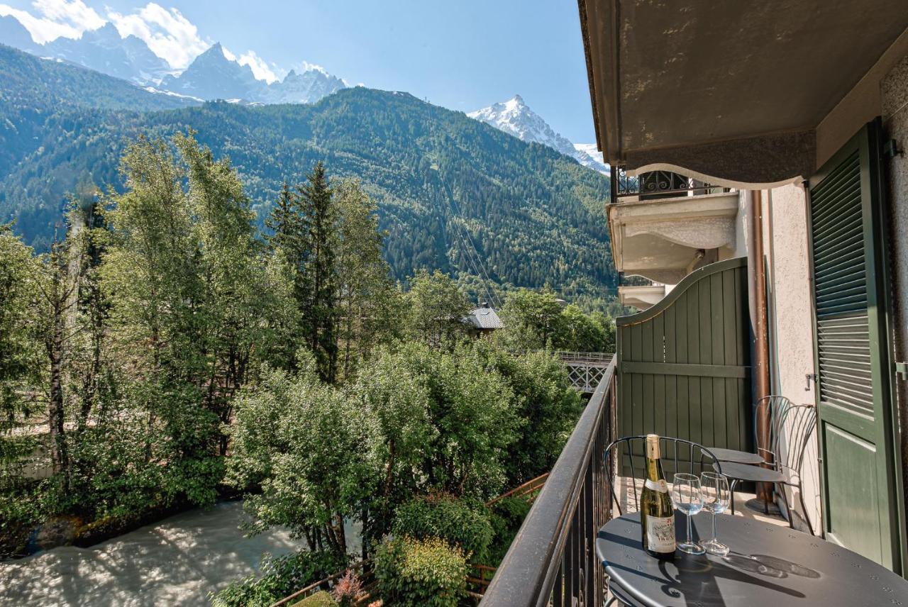 Apartment Cosmiques - Alpes Travel - Central Chamonix - Sleeps 4 Luaran gambar